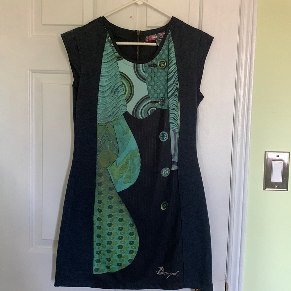 Dress casual